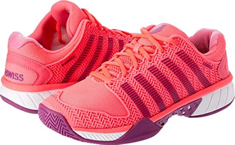 best rated women's pickleball shoes.